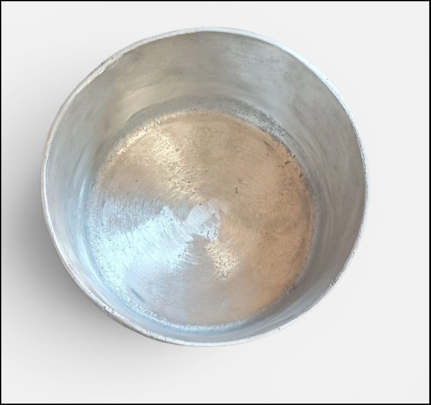 Hielera en Aluminio Fundido – 18 cm - Imagen 2